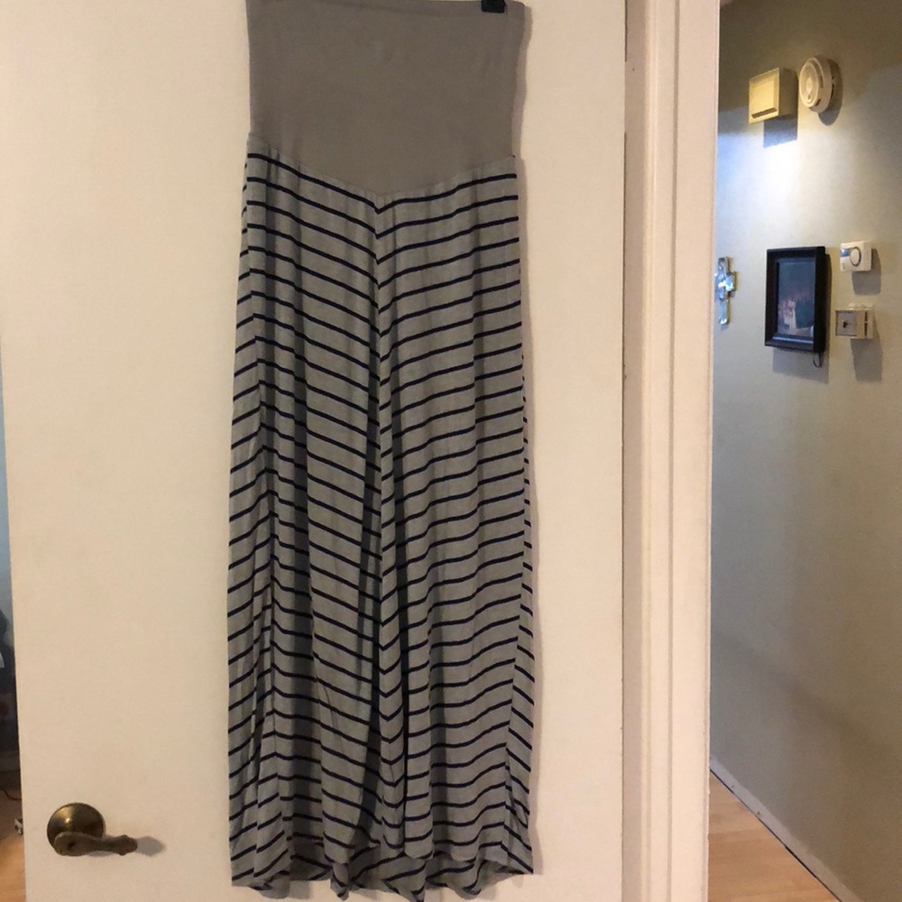 Motherhood maternity skirt